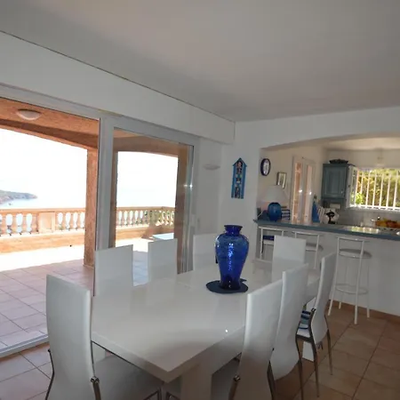 Villa Victoria *