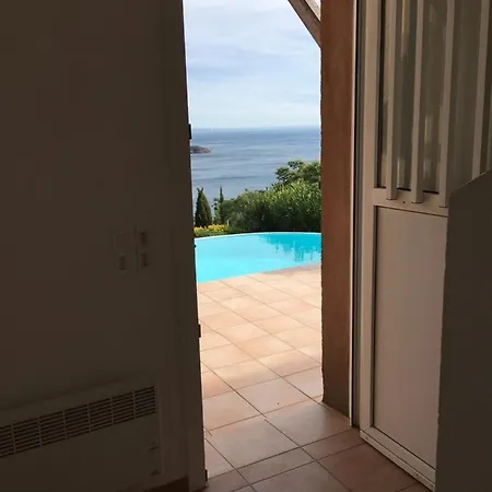Villa Victoria